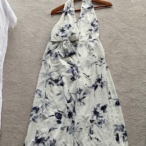 Floral jumpsuit never worn tag still on